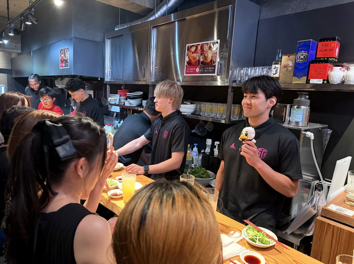 malleB13's tweet photo. 「何を使えばいいかわからない」そんなときは
スキンケアを増やすより減らすのもひとつ。
落とす・うるおす・守る
この3つができているか見直すだけでも、肌の安定感が変わることがあります。 https://t.co/GqFZouSHr9