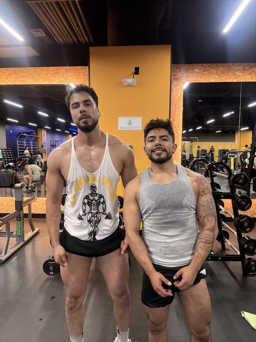 davesf92's tweet photo. No puedo esperar subir nuestros videos 😈😈 @Emiliorz99 🔥🔥🔥🔥🔥 https://t.co/yVqFp2dNSV