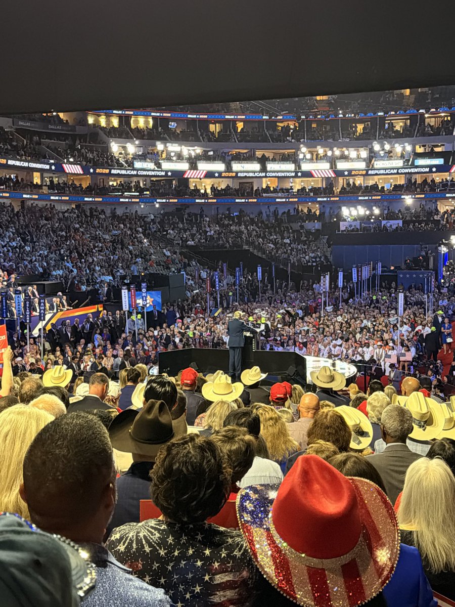 freebirdcawcaw's tweet photo. Night one. Dallas, Tx. #midtermconvention #RNC https://t.co/LKMEDKm6ko