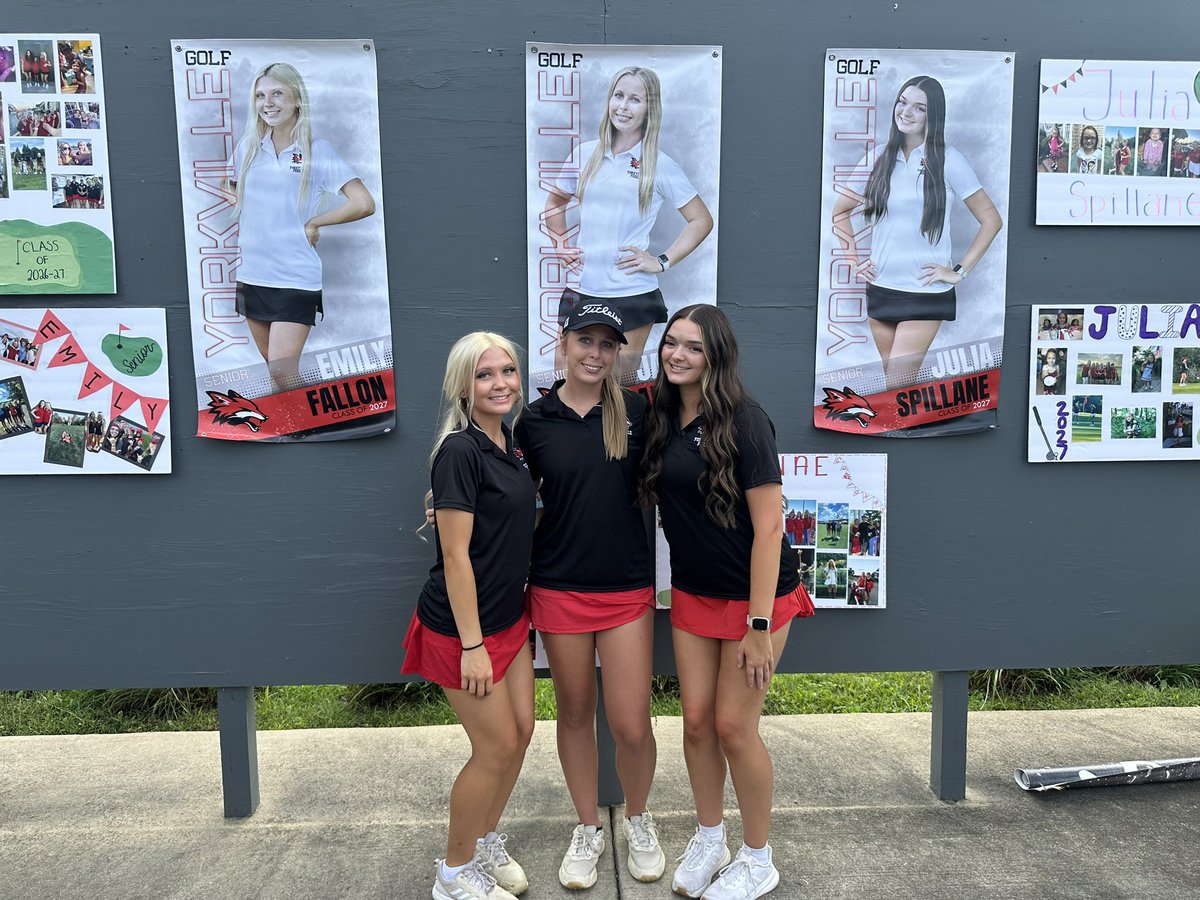 girlsgolfYHS's tweet photo. Senior night success! We are proud of our three seniors - Emily, Janae, and Julia! @YHSAthletics115 

Thank you for your dedication to YHS girls golf!#gofoxes https://t.co/qNACvSj5LC