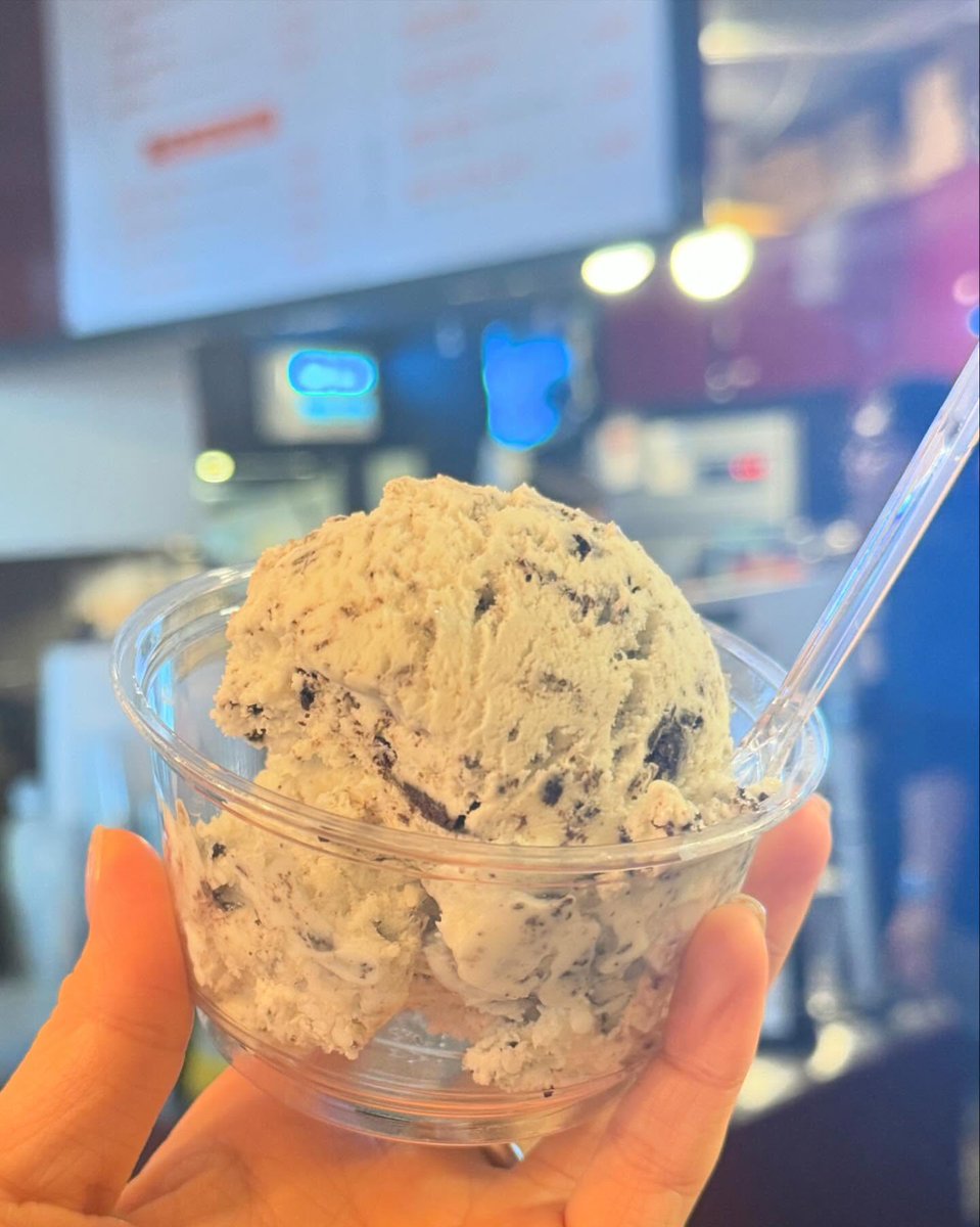 EdnaAllerunu's tweet photo. Hello, lovely soul 💫 Always keep in mind that your smile can brighten someone’s day—wear it proudly. 🔥
BFxNPMu https://t.co/w8mRUslBgR