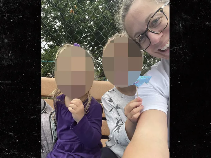 MarioNawfal's tweet photo. 🇺🇸 A Massachusetts mother charged with murdering her two children asked a judge yesterday to either release her or throw out the case entirely

Kai was 7. Ella was 6.

The judge said no. She stays in custody without bail.

This comes less than a week after the Lindsay Clancy mistrial in the same state!

Source: TMZ / Writer: Daniel