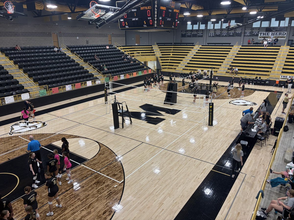 BuffTVSports's tweet photo. It’s senior night for McAlester Volleyball, as they prepare for a rematch with the Muskogee Roughers!

⏰Senior Night: 6pm / Gametime: 6:30pm
📺https://t.co/yLQzhjYylZ https://t.co/sTyx4R93cA