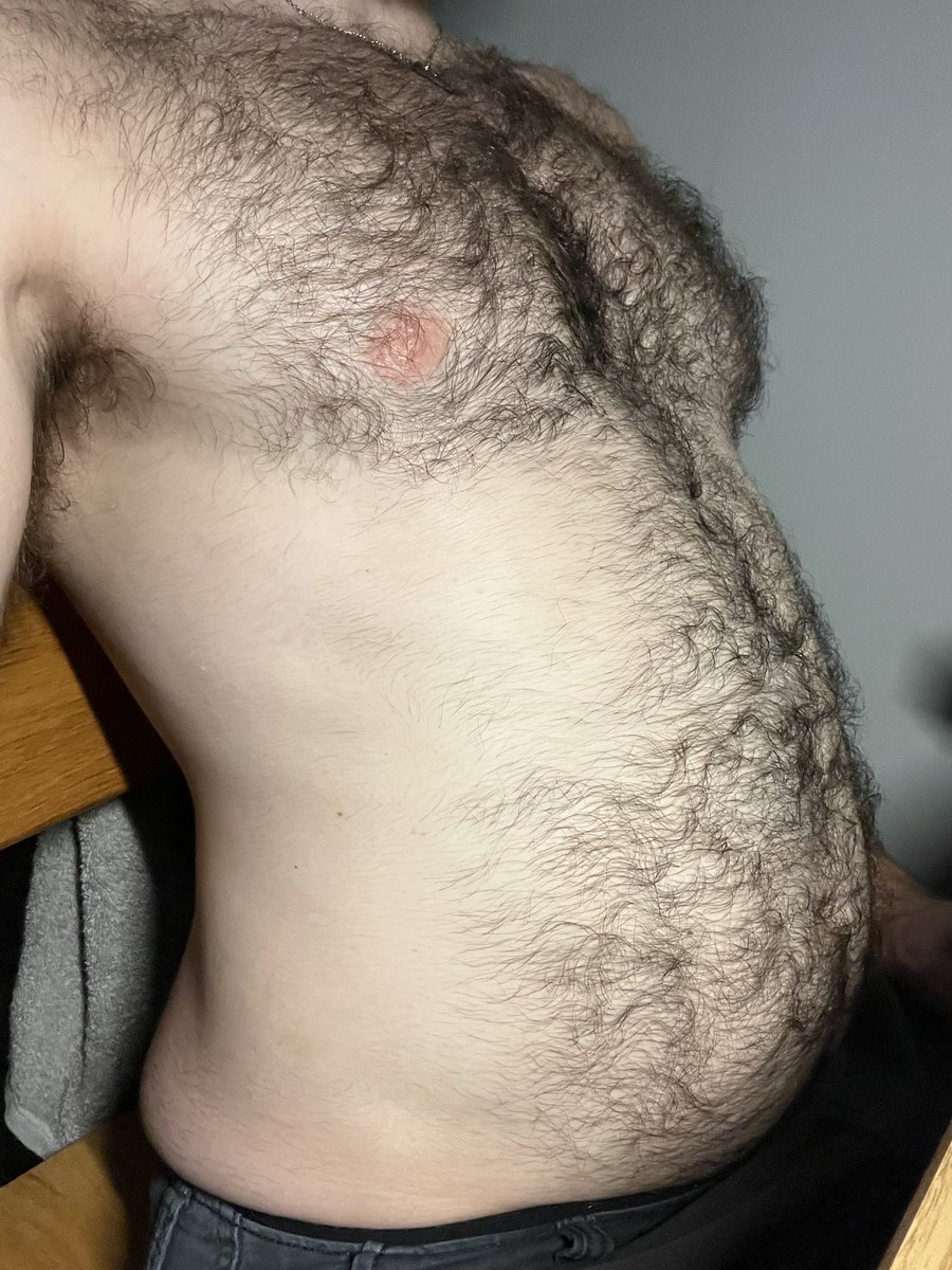 lifter_bull's tweet photo. Still cutting but still a bear https://t.co/ORZmI2qtdr