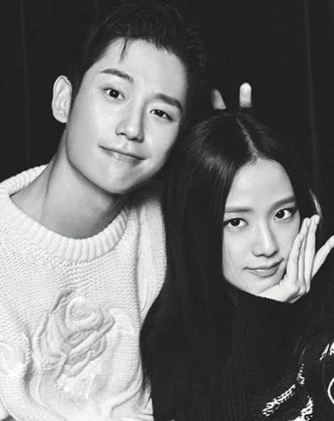 yuu___2521's tweet photo. スホとヨンロの再会😭😭😭❤️‍🔥

#정해인　#설강화 https://t.co/CjPUxw51zZ