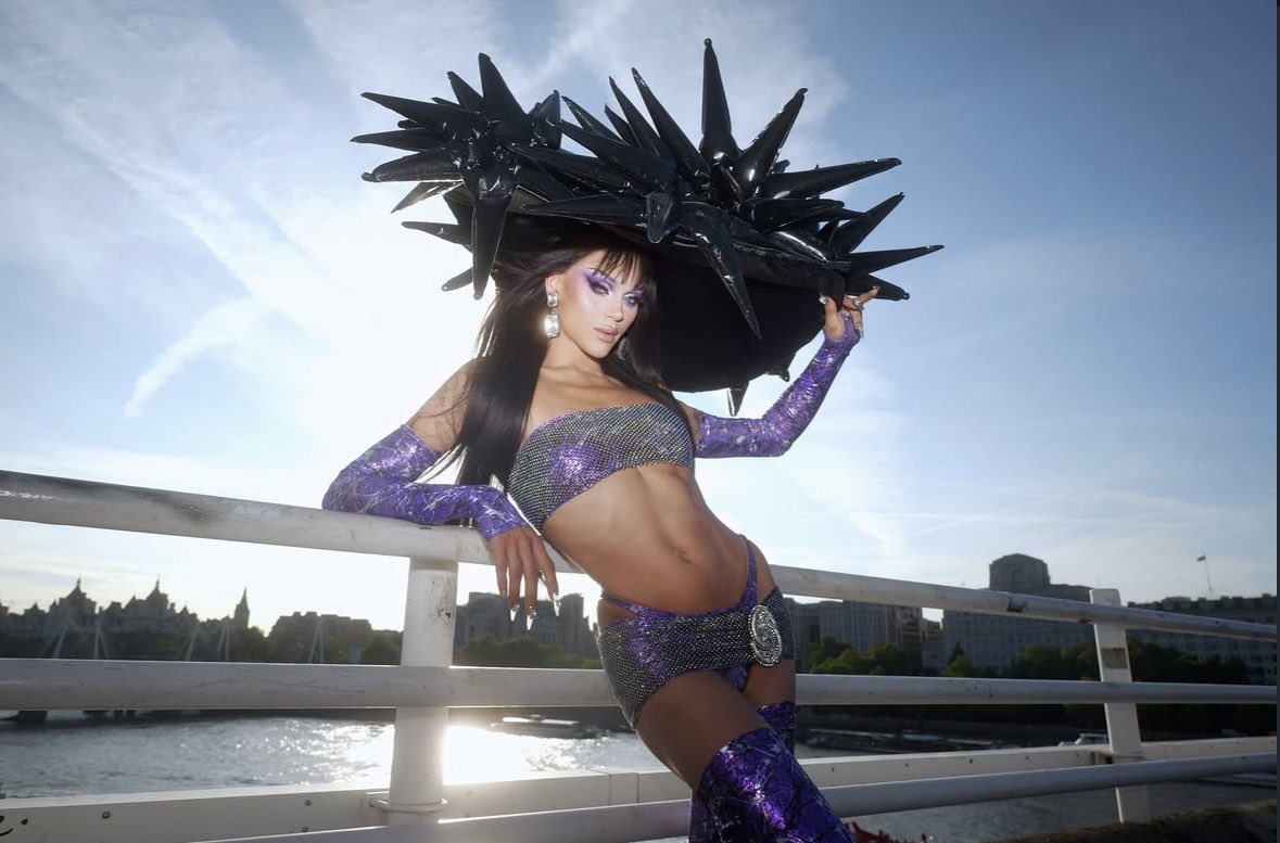Drag_Crave's tweet photo. Flesh looks breathtaking in her ‘Baddie Ball’ runway for RuPaul’s Drag Race UK series 8. https://t.co/VoM70o2i1j