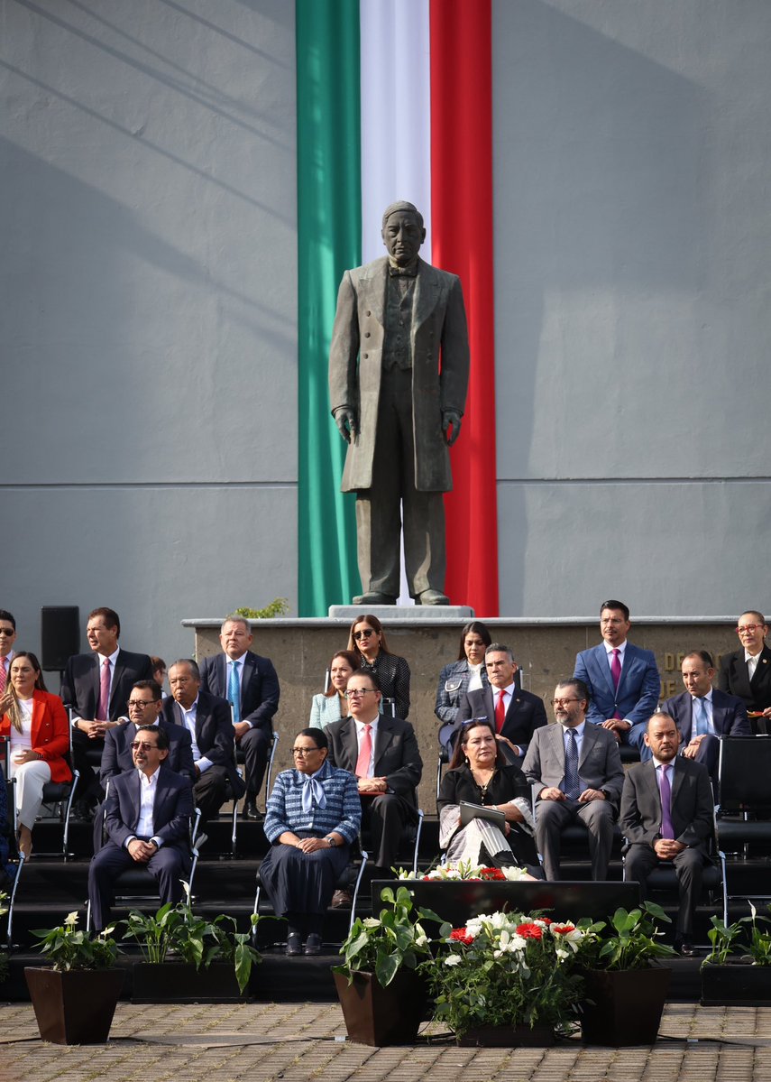 rosaicela_'s tweet photo. En representación de la Presidenta @Claudiashein asistimos a la ceremonia de arranque del Proceso Electoral Federal 2026-2027 en el @INEMexico, encabezada por la consejera presidenta, Guadalupe Taddei. El respeto a la autonomía de las autoridades electorales garantiza comicios libres y pacíficos que cuenten con la confianza del pueblo de #México. 🇲🇽 🗳️ @Presidencia_INE @gbatizg @Luis_diazdeleon