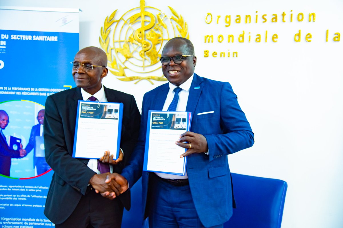 oms_benin's tweet photo. 🤝🏾 L’@oms_benin et la Plateforme du Secteur Sanitaire Privé du Bénin #PSSPBENIN ont signé ce 10 septembre un accord de collaboration technique pour renforcer la contribution du secteur privé aux priorités sanitaires nationales.
Un partenariat au service de la #SantéPourTous. https://t.co/O2aq7jPEJ4