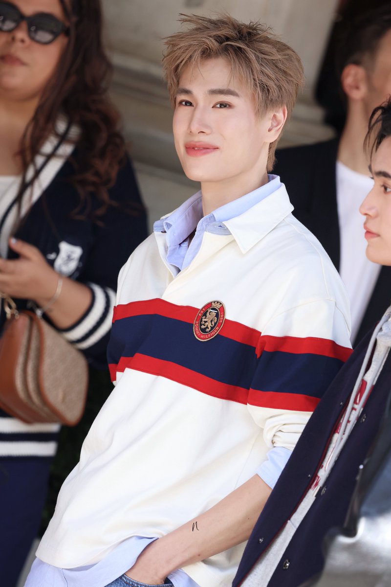 Maruko_ni's tweet photo. PHUWIN STUNNING NYFW27
#TommyHilfigerXPhuwin
#TommyHilfiger
#phuwintang
@phuwintang https://t.co/phEV3et5Xf
