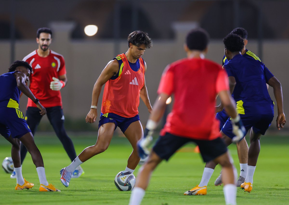 AlNassrFC's tweet photo. بدايـة التحضيـر لمبـاراة #النصر_الخليج 💛 https://t.co/D2kw2BjKmV