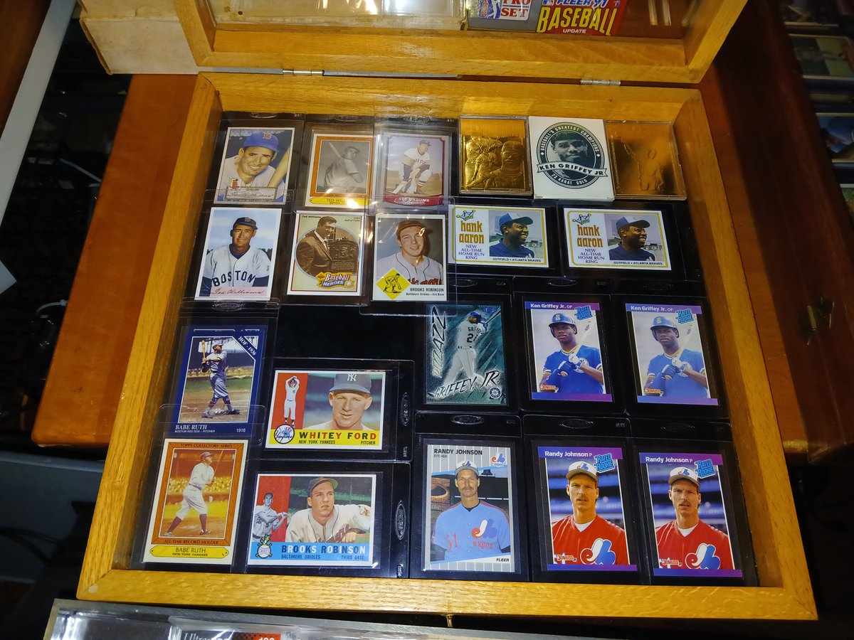 lurehound777's tweet photo. @Get_BIG_Cards https://t.co/z9OuCRQ75s