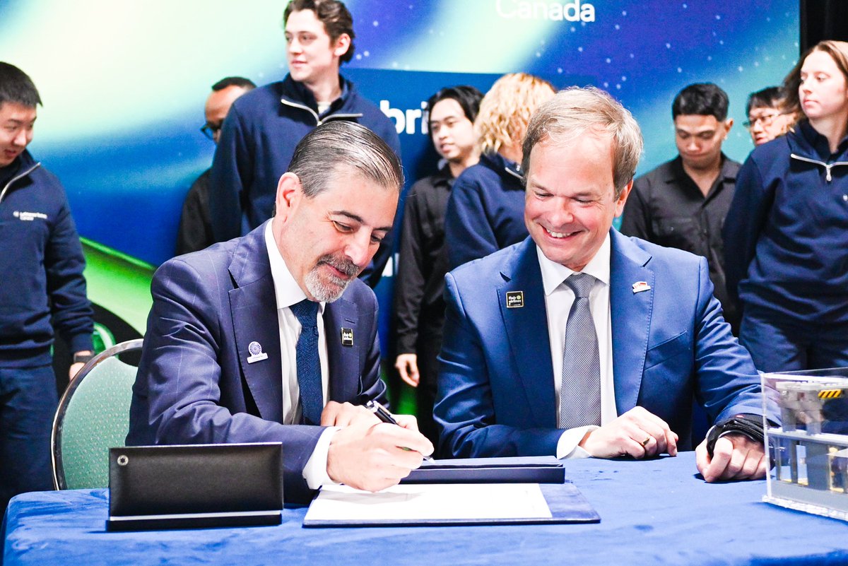 LHTechnik's tweet photo. We've just signed something big with Flair Airlines as the second major customer of Lufthansa Technik Canada: a 15-year exclusive partnership that covers engine and digital services for their entire Boeing 737 MAX fleet. MORE: https://t.co/Tolw45ooBo #keepyouflying #FlairFWD https://t.co/AudUuWgccL