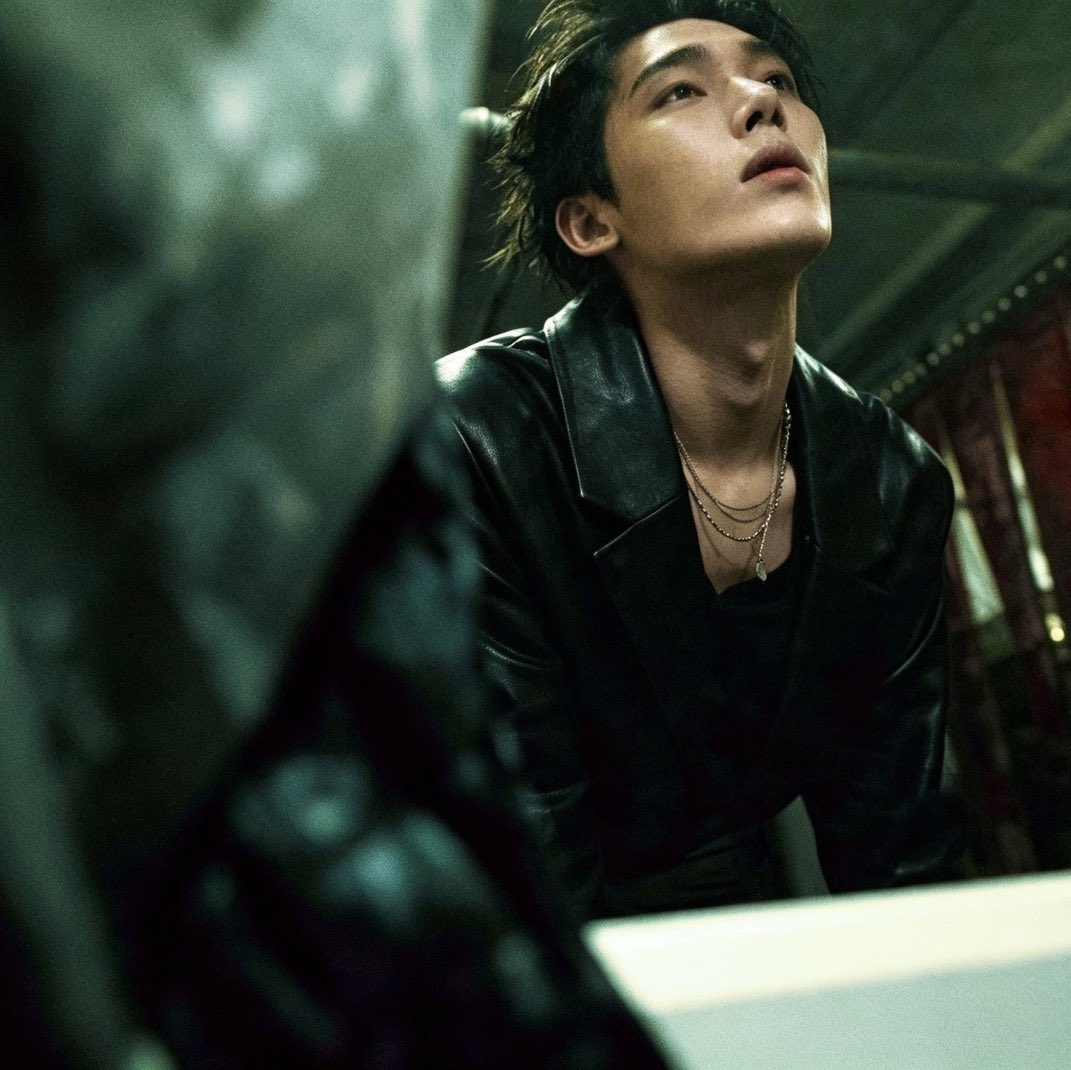 woohoocloudy's tweet photo. นี่คือคนคนเดียวกันอะ55555 น้องซอนอูเก่งมากๆๆๆ รูปซ้ายหล่อระเบิด มาเฟีย ติดยศเฮียอะไรอย่างนั้น ด้านขวาเคะระเบิดนางฟ้าพิ้กกี้บูบู้วมาก ไปสุดทุกฝั่งจิงๆๆๆ แงงงง 😍😍😍😍😍 https://t.co/Ri1qWJJrjG