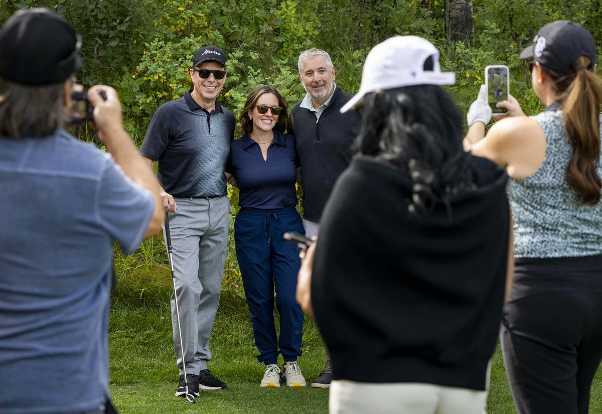 ABDanielleSmith's tweet photo. Beautiful day for golf and a great turnout for our first annual UCP golf tournament hosted by the Honourable Rebecca Schulz @rebeccakschulz and our team.

I parked myself at Hole 1 and got to say hello to every group as they came through. No shortage of good conversations, and a few generous offers to let me take a swing.

Thank you to everyone for planning this great event and to our UCP colleagues for coming out to support!