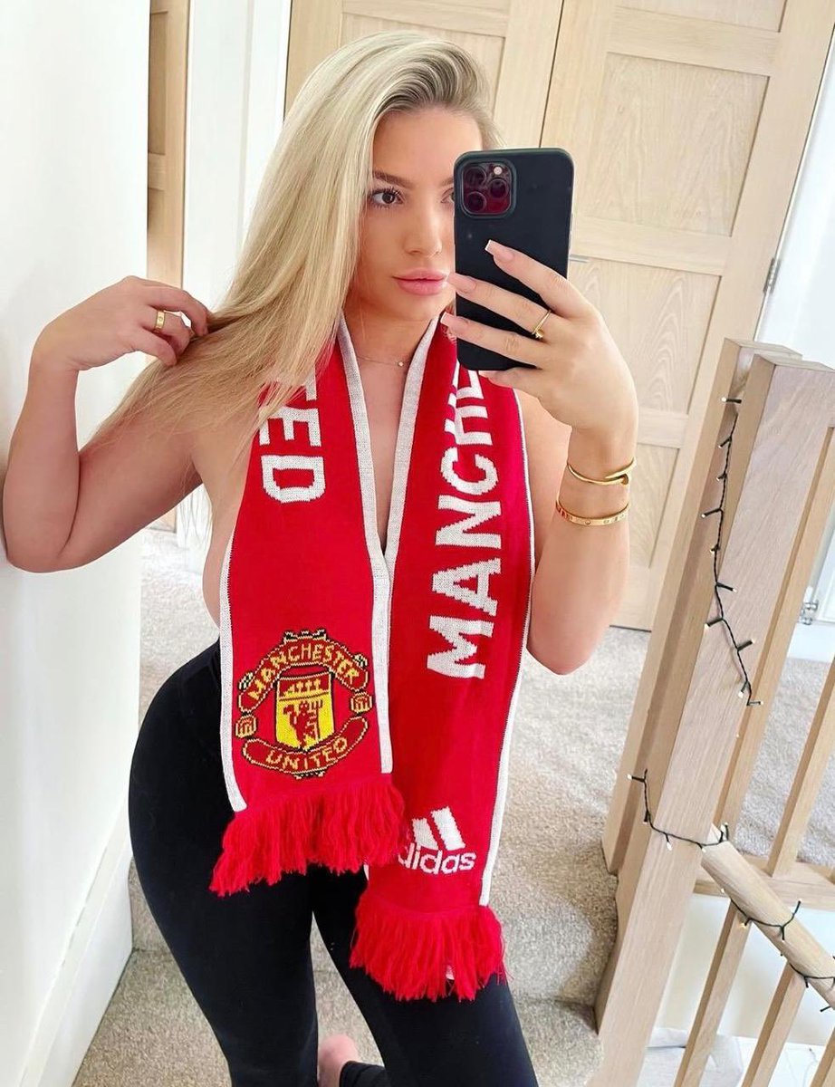 cavtrampe's tweet photo. #UCL #ChampionsLeague #Champions #ManchesterUnited vs #SabahFutbolKlubu #ManchesterUnitedSabahKlu #UEFAChampionsLeague #UEFA #MCUSBH #ManchesterUnitedSabah #Champions #HalaMadridYNadaMas #TheRedDevils vs #Buhos
#United #ManUnitedFans https://t.co/scQPtzJQeo