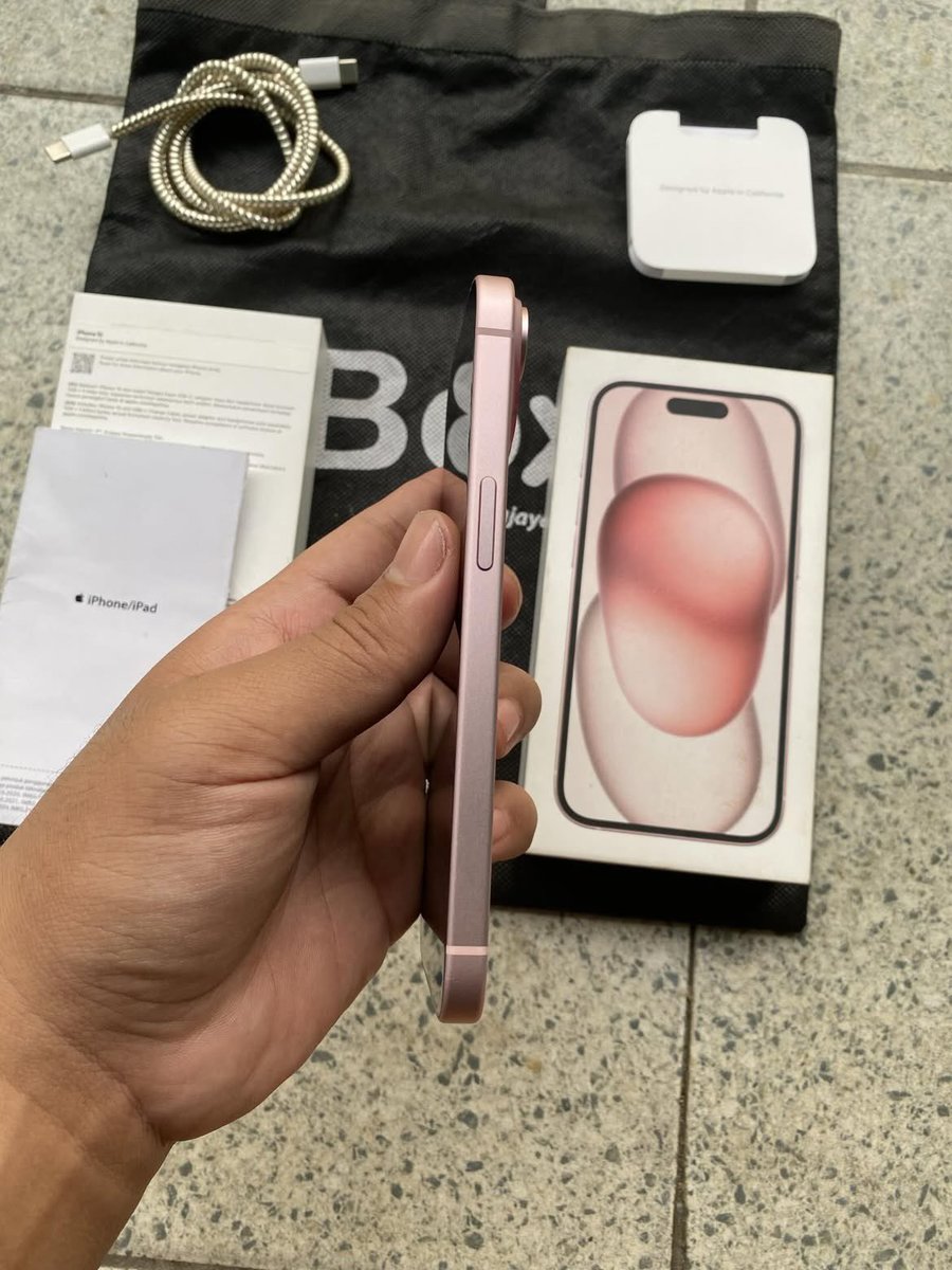 kffsjlmnfs's tweet photo. wts jual iphone 15 basic
ex ibox 128gb

6.9 jt 

bh 100% ori jarang di pakai
kondisi keseluruhan tidak ada minus
part" ori semua

bisa cod kalau 1 kota
luar kota bisa kirim" ekspedisi
#zonauang #wts #Zonajajan https://t.co/TeBXgnczRR