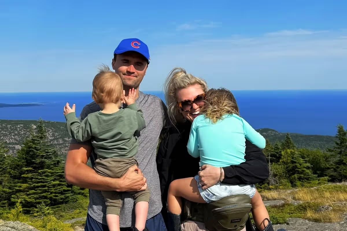 frfrankpavone's tweet photo. Say a prayer today for Charlie's family.

Charlie we miss you. https://t.co/V9AwKjyLUy