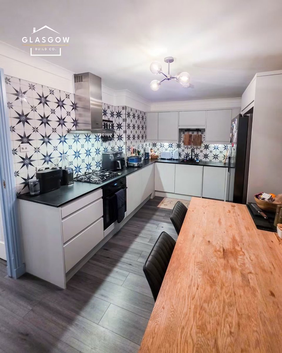 GlasgowBuildCo's tweet photo. Kitchen renovation in Castlebrae Gardens, Glasgow and a delighted customer!

We completely stripped out the kitchen removing an non load bearing wall between the living room as our client looked to better the design of the space. https://t.co/EAMTeA6Ong