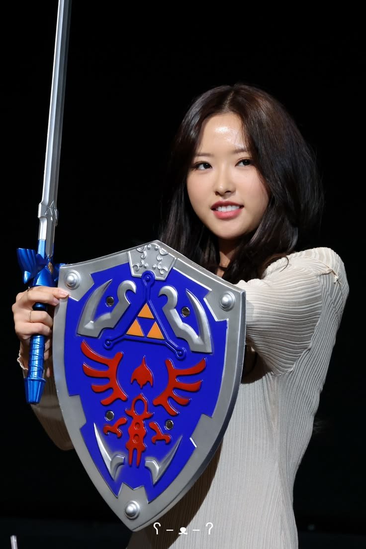 looblethink's tweet photo. #hyeju https://t.co/Dd5twqEyVT
