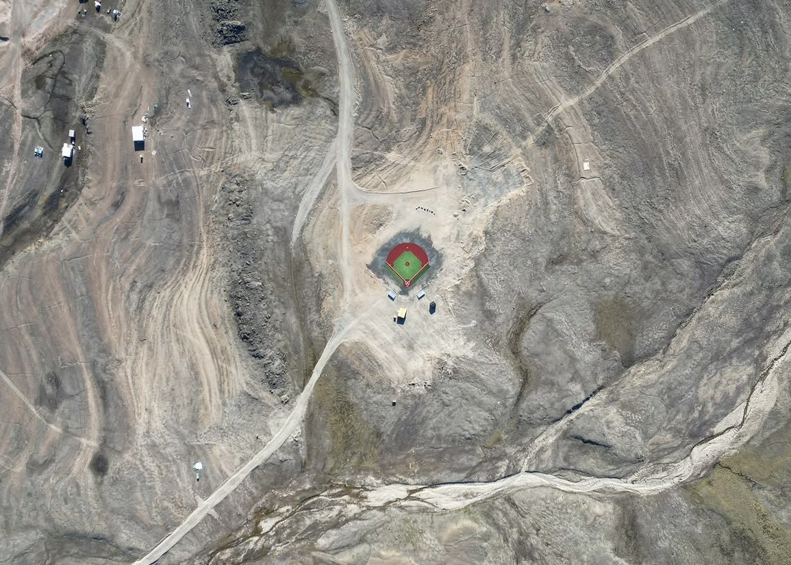 sweetndpolite's tweet photo. the blue jays have officially built the northernmost baseball diamond in the world in arctic bay, nunavut 
(total population: 1106) https://t.co/mMTOx4nrWL