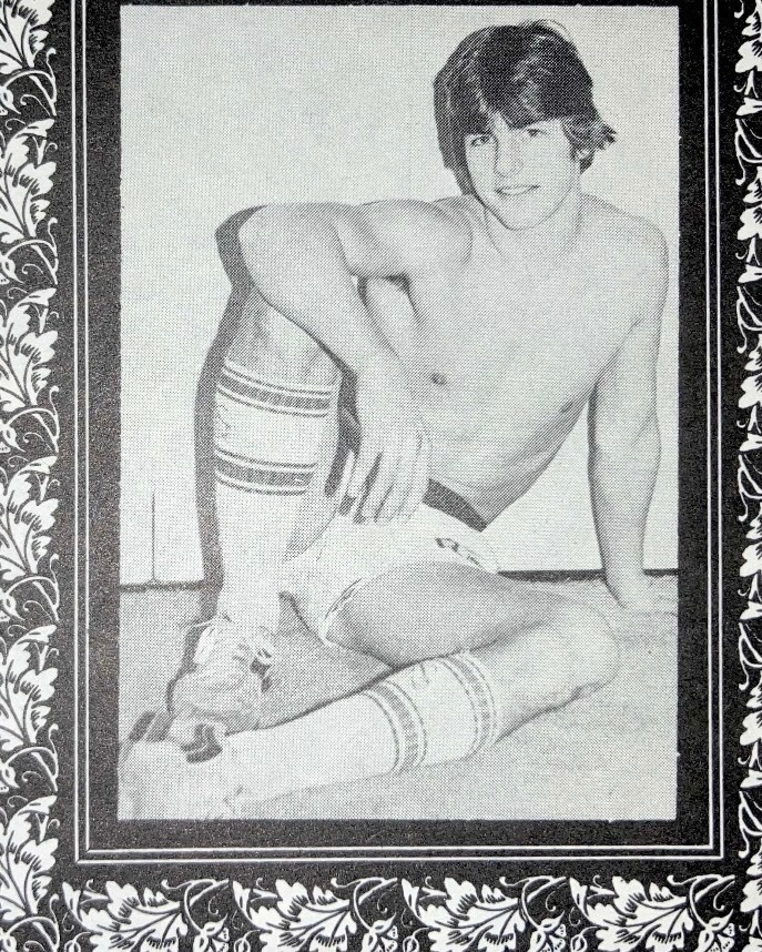 hackerchick's tweet photo. HQ pic of pre-fame Tom Cruise’s scandalous shoot for gay mag Parlee (sent to me by cruisefrom62 on IG): https://t.co/IEtnuVT1GE