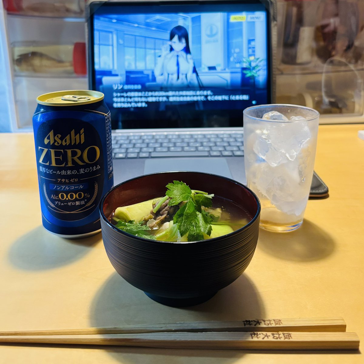niruvana0655's tweet photo. すっぽん鍋を食べながらブルアカのプロローグを見返している https://t.co/jyYMzHqKk6