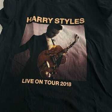 Tomlinbucks's tweet photo. if you own of any of these you automatically should get a ticket https://t.co/8kek59gq1t