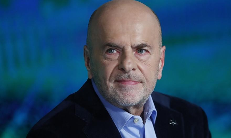 Julian_Free_'s tweet photo. Είσαι γενοκτόνος και έχεις ξεμείνει από πετρέλαιο ;

Θες να βομβαρδίσεις σχολεία και τελειώνουν τα καύσιμα ;

Θες να πάρεις το αμάξι να πατήσεις Παλαιστήνιους και δεν έχεις βενζίνη; 

Μεταφορές Καυσίμων  - Γιάνης Αλαφού 

τηλεφώνησε τώρα https://t.co/kMfIV5jUiG