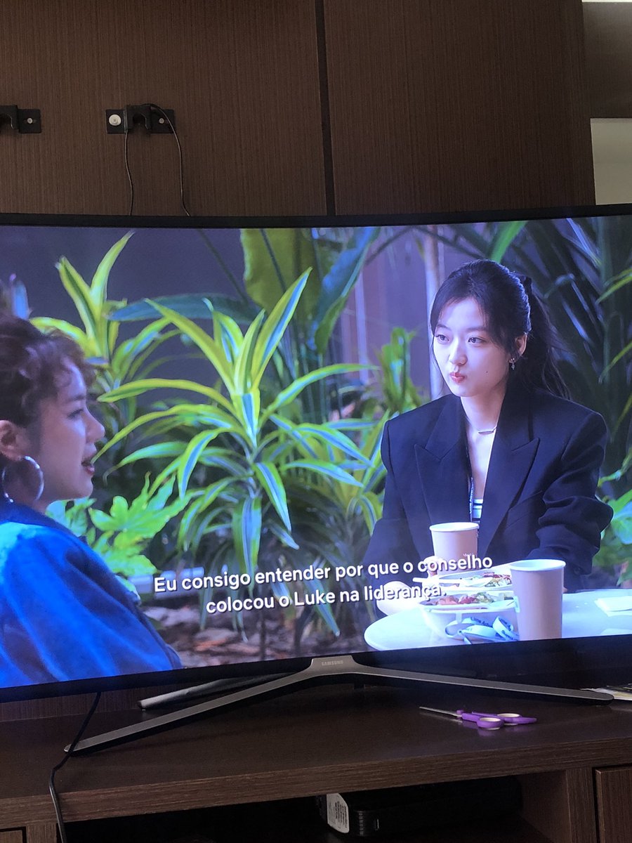 hailwyrhde's tweet photo. assistindo de novo amigas tô doente por eles kkkkkkkkkk #TheEarlySpring https://t.co/67shRoU6Ub