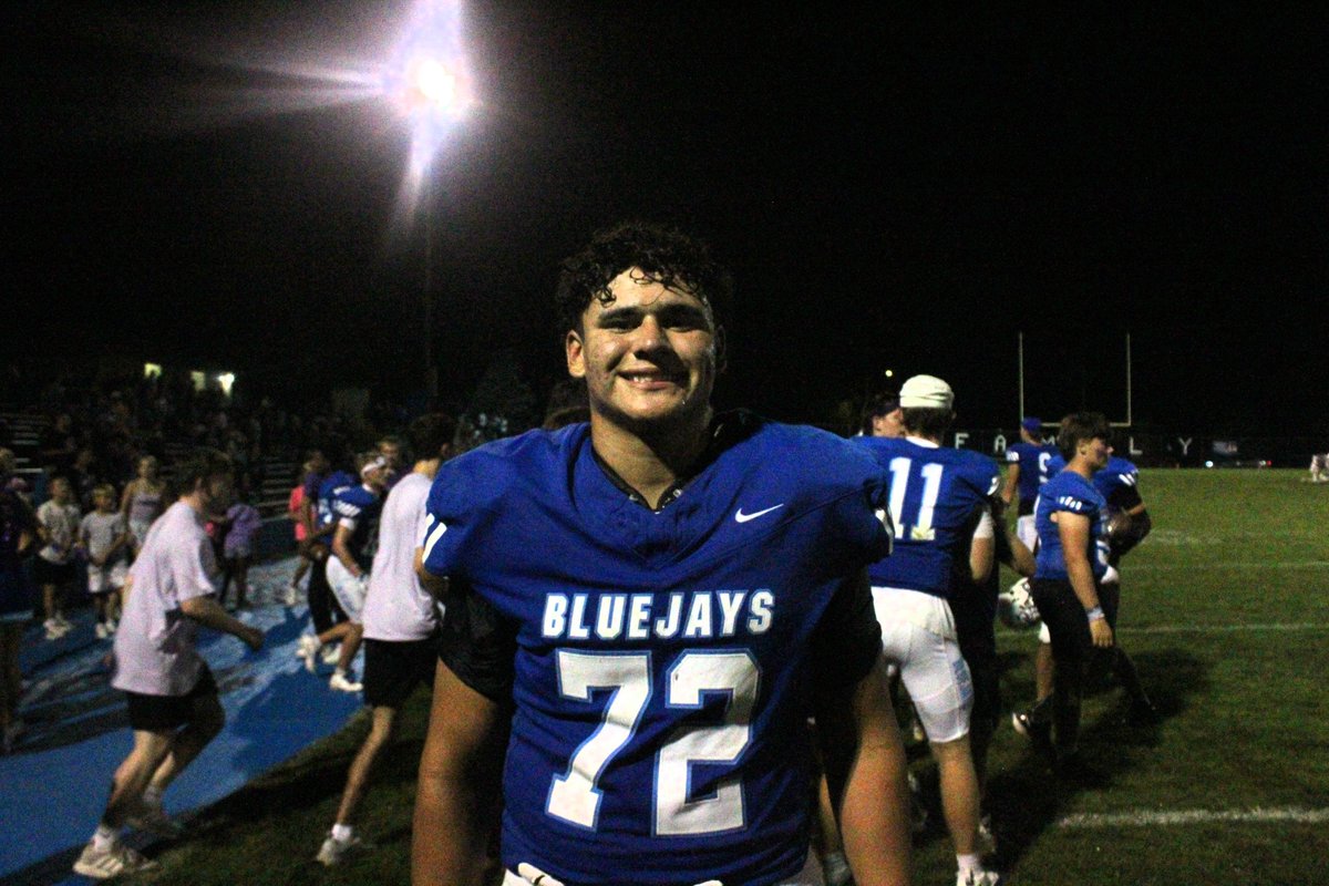 LockedInPreps's tweet photo. Week 2 saw us travel to Ashland to check out C1's #1 Ashland-Greenwood hosting the surging Syracuse Rockets!

Here are my Ashland-Greenwood standouts from their big Week 2 win:

Game MVP: @Grayson_Nolan31 

@WaveGCerny @CalebSchinck @chasecarson_3 @liamcurtis0 

Read: https://t.co/fo2KlEUteC