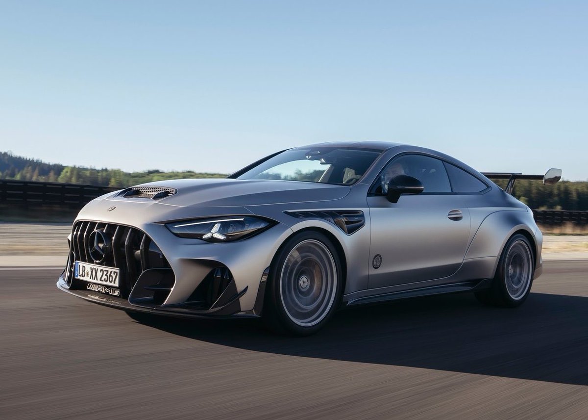 OtsileJK's tweet photo. AMG is healing 😭😭🙏🏽

Meet the Mercedes-AMG CLE 646 Spezialanfertigung. A 646 hp (475 kW) purpose-built monster on four paws and a meaty bi-turbo V8 heart!

Don't you dare comment a word on its looks, we don't want to go back to the 2L milk cart era! https://t.co/bXd5xaPLeU