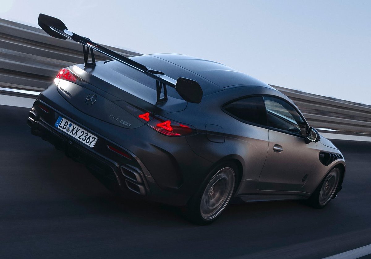 OtsileJK's tweet photo. AMG is healing 😭😭🙏🏽

Meet the Mercedes-AMG CLE 646 Spezialanfertigung. A 646 hp (475 kW) purpose-built monster on four paws and a meaty bi-turbo V8 heart!

Don't you dare comment a word on its looks, we don't want to go back to the 2L milk cart era! https://t.co/bXd5xaPLeU