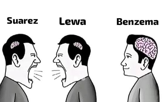 debateydebate's tweet photo. O colega mandou isso aqui no grupo durante uma discussão dos melhores camisas 9 da geração kkkkkkkkkkkkkk

Infelizmente ele mitou nessa. https://t.co/qsytiJJCKT