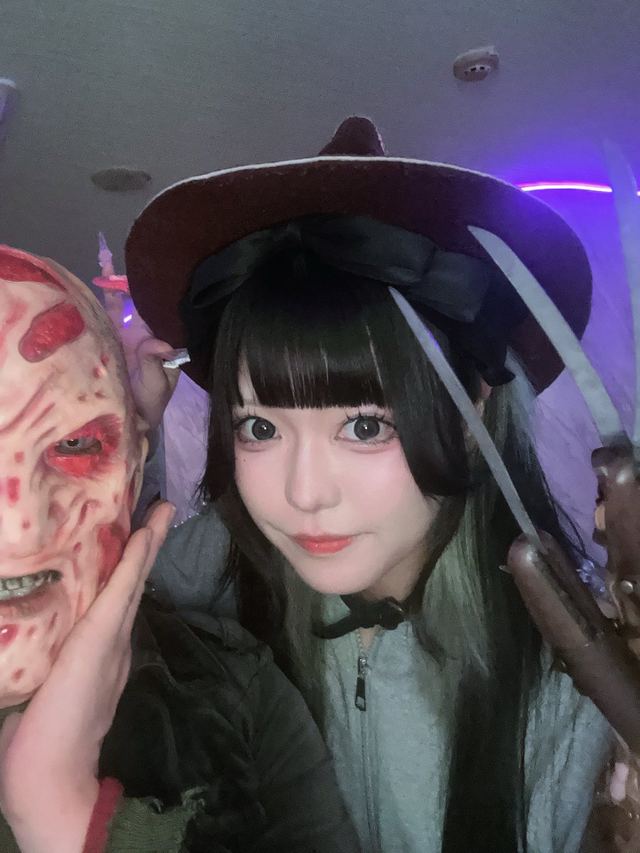 HiroshimaFreddy's tweet photo. 人生初コンカフェ(酒も飲まんし女の子の店も行かんし最初で最後と思っていた)から1年半･･･コンカフェオーナーな事いまだ「？」じゃし、広島のコンカフェ界を支える美少女たちにFreddy'sとともに可愛がってもらえるなぞ夢にも思っとらんかった🥺
#CFBF #広島コンカフェ #コンカフェ広島 https://t.co/heqSwryo6N