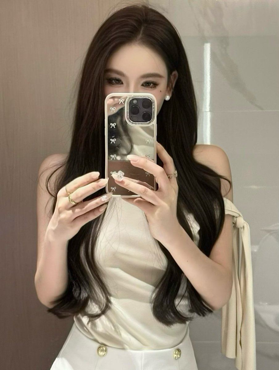 Wildprincess33's tweet photo. we currently private companion /Outcall. the Escorts from have high-quality young and beautiful international students, internet celebrities, and bloggers.from china,japan, korean, and Europ https://t.co/NMaLYGBj7P