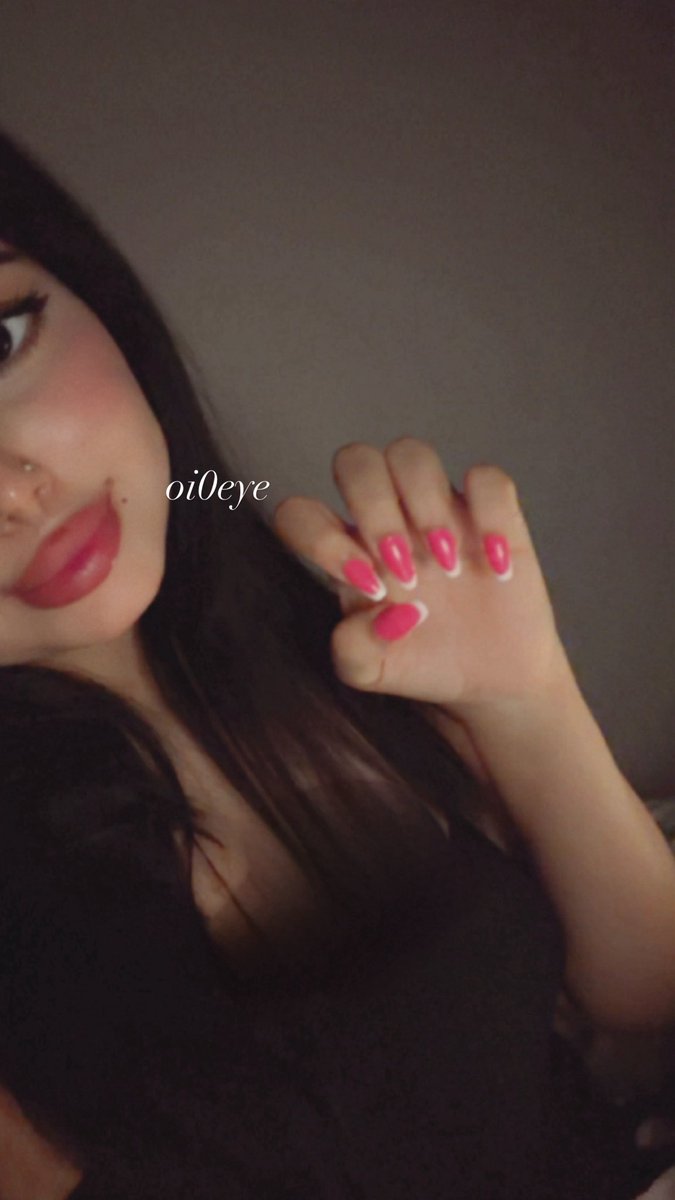 oi0eye tweet picture