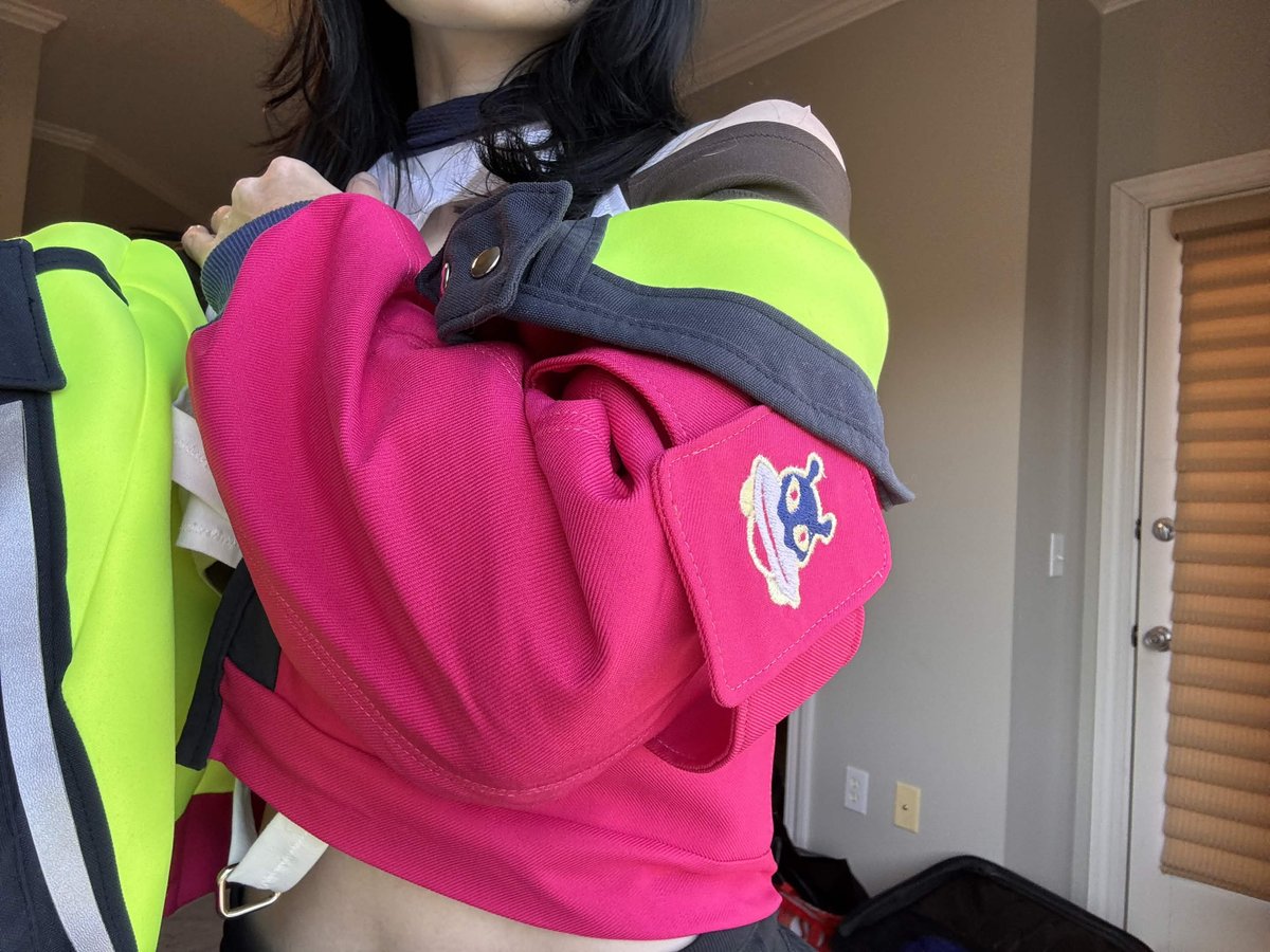 Aspen_OW's tweet photo. i got it..... HERE I COME BLIZZCON >:) https://t.co/gPoDJH0ygx
