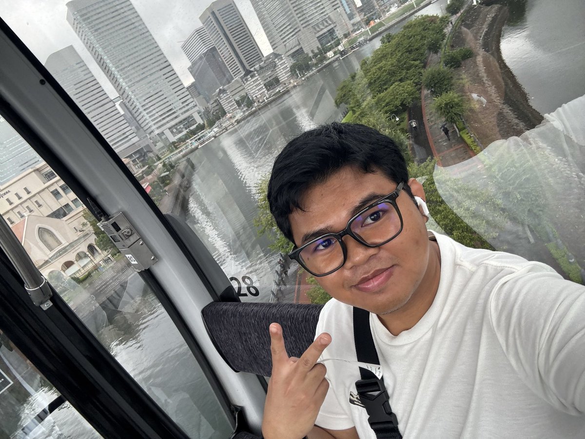 Rubin3Karl's tweet photo. A day of Yokohama mirai https://t.co/QZpsxHRo7o