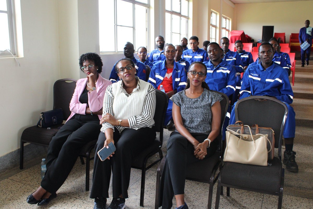 upikkigumba's tweet photo. 42 Ugandan trainees from @CNOOCUgandaLtd have completed a 7-month Production Technician Training Programme at UPIK Kigumba.

Trained in Production Operations, Mechanical, Electrical &amp; Instrumentation Maintenance — now ready to support the Kingfisher Development Area. https://t.co/fwS169enFN