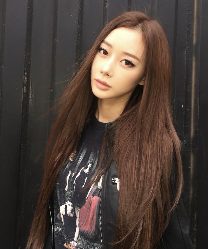 aerigami's tweet photo. This hair colour immediately reminded me of 2022 Giselle https://t.co/tNMiVIXwQz