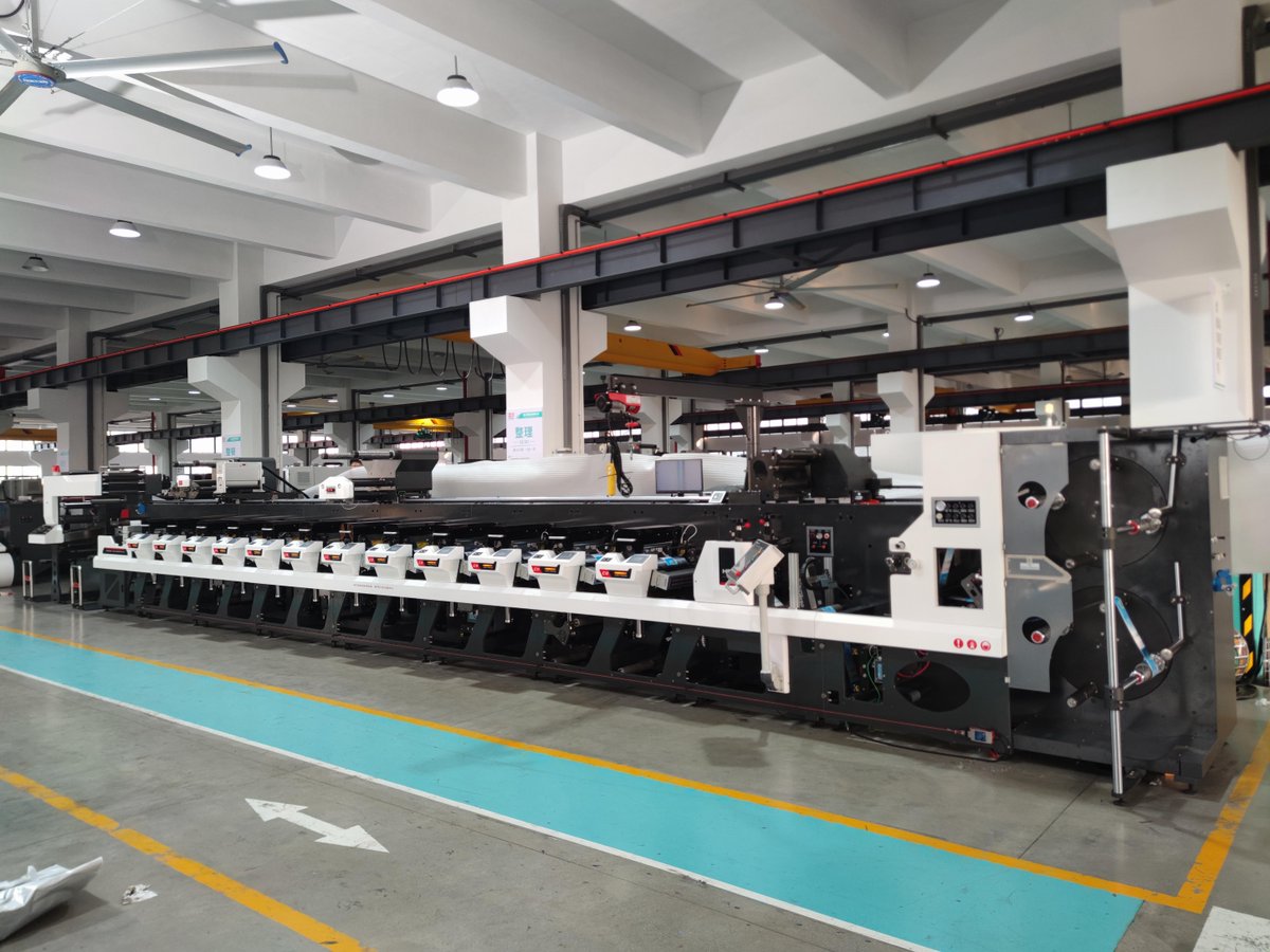 HongSheng10888's tweet photo. Independent development capacity for long-frame wide-web printing machines, solving key technical challenges of multi-color printing.
#FlexoPress #PrintingTechnology #PackagingMachinery #LabelIndustry https://t.co/FP3gOcqODa