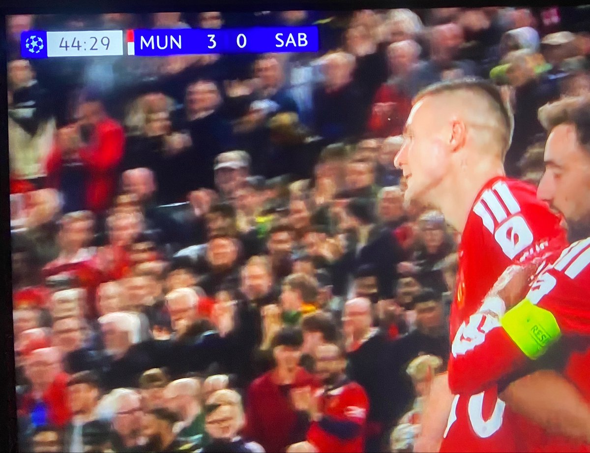 UTDeskay's tweet photo. Thank you Manchester United https://t.co/RyGoluwjoI