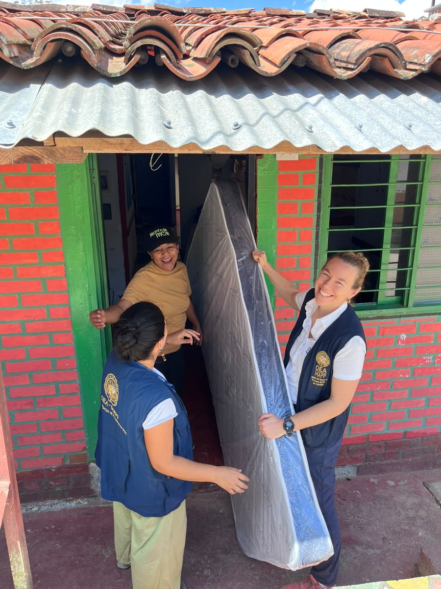 MAPPOEA's tweet photo. Gracias a todas las personas que donaron y que hicieron posible que alimentos, elementos de primera necesidad y otras ayudas llegaran a comunidades de difícil acceso en #ValleDelCauca y #Chocó.

Nuestra presencia en los territorios nos permite estar cerca, conocer sus necesidades y, en momentos como este, contribuir a que la solidaridad llegue a donde más se necesita.
