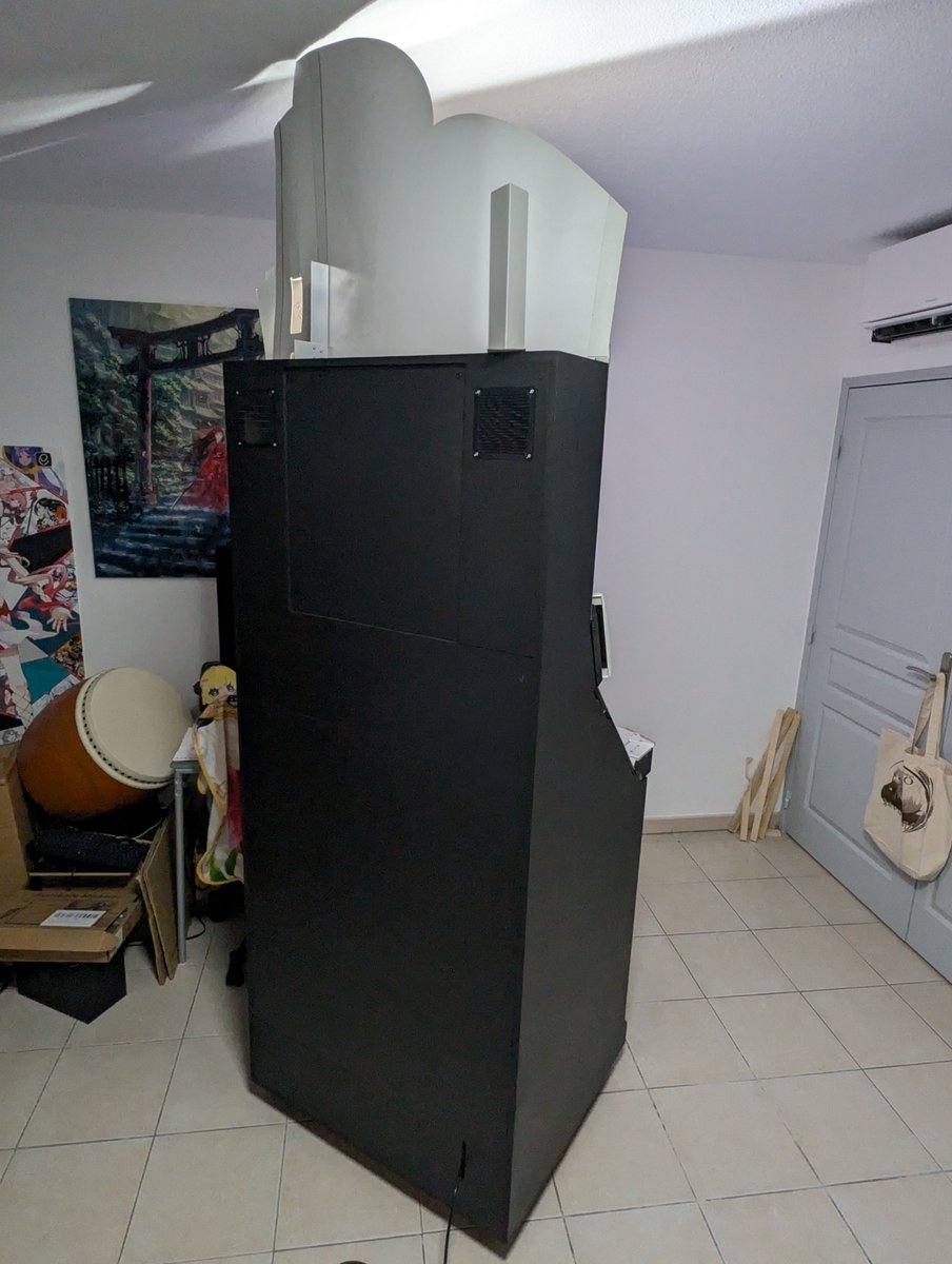 Ouarss's tweet photo. Nostalgia's done! 🥳🥳

Can't believe that's already my 5th yaj cab.

I'm missing the bottom plexis! If you know where to get some, I'm interested 🫡

I have two more cabs to go! (And a serious space problem, help)
Spoiler, The next one is kinda unexpected 😉😉 https://t.co/LdbiKmnmQi