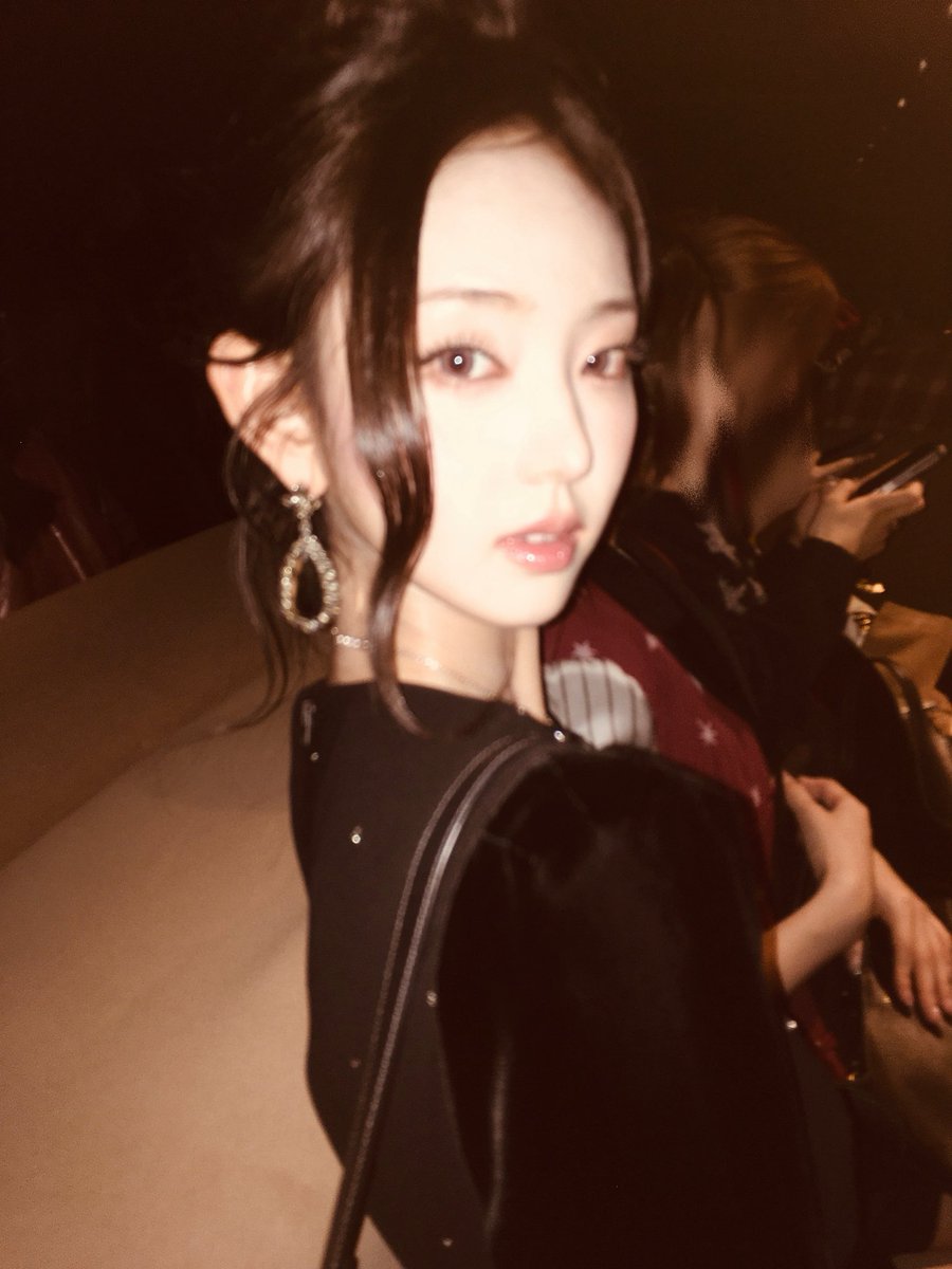 KiiiKiiiOn's tweet photo. 260910 🦋🫐 | #LEESOL Berriz Update 

 #키키 #KiiiKiii https://t.co/EdATUPTvfh