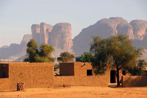 MiaDiarraa's tweet photo. Séno-Gondo Douentza… la beauté du Mali dans toute sa simplicité  🫶🏾✨
#Mali #Douentza #SénoGondo 🇲🇱 https://t.co/VCJ6bFO1rq