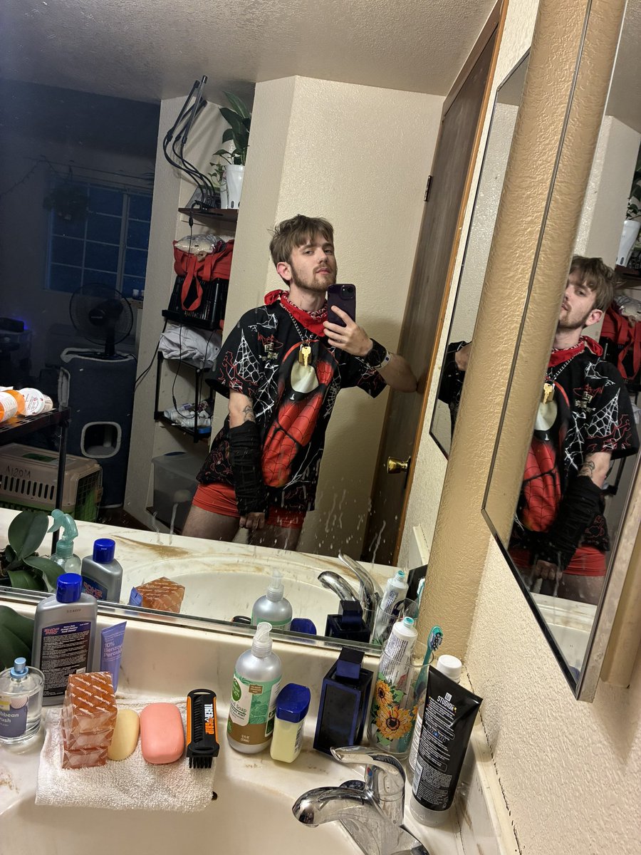 puppylavande's tweet photo. setting up something tonight if anyone wants to know more details and is in dallas or visiting dallas for the night, PLEASE reach out to me, got an idea of something i never tried before. 👀😈
#dallas #dallastx #nsfw #nsfwtwt #t4t #trans #ftm #ftmm https://t.co/tRZF8tsPhH