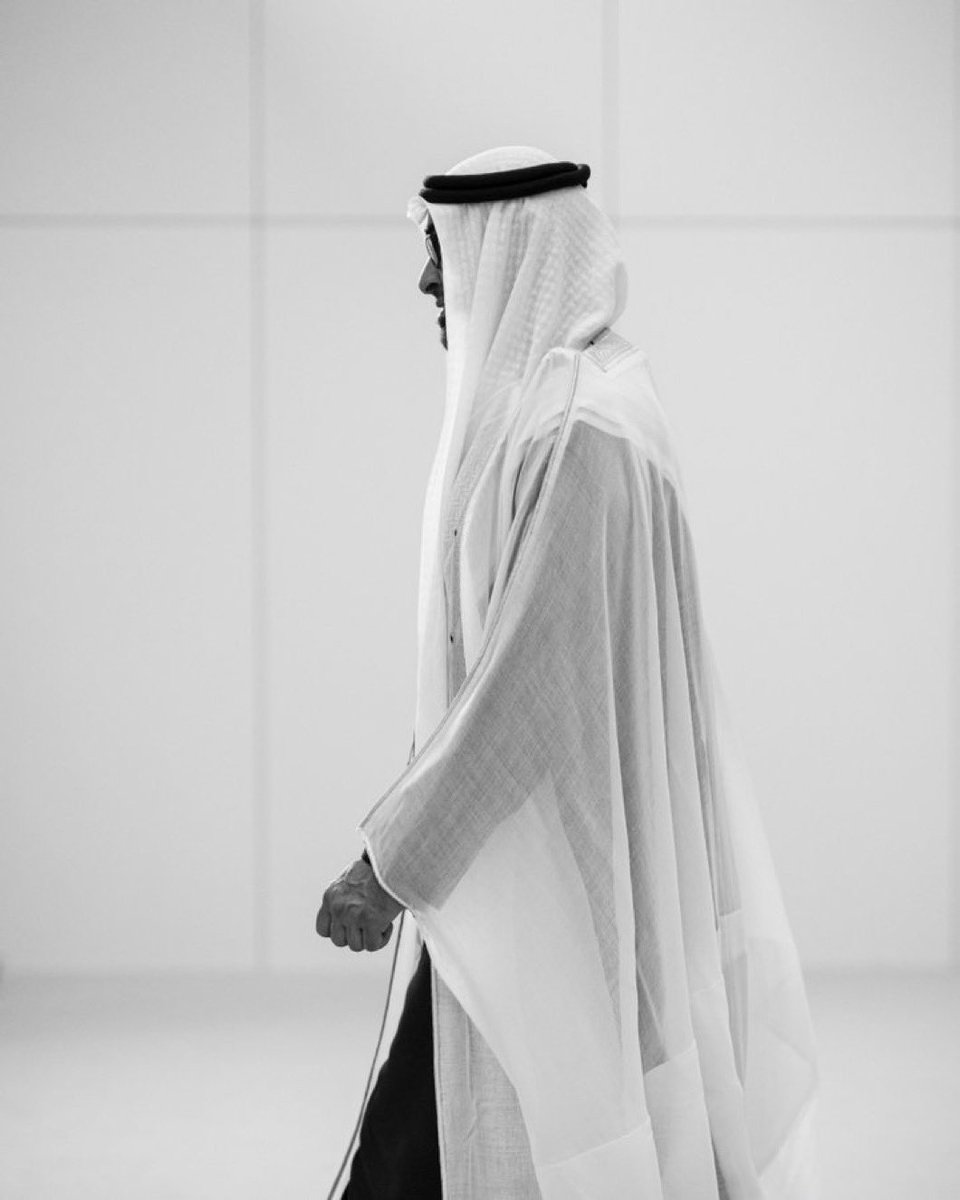 alasseeel's tweet photo. رساله الى بعض الاشقاء.. الاشقياء  

اذا ضاق فيك الزمان..ماينفعك الا محمد بن زايد ال نهيان

#الخليج 
#الجزائر 
#اليمن https://t.co/Yfr81StjC4