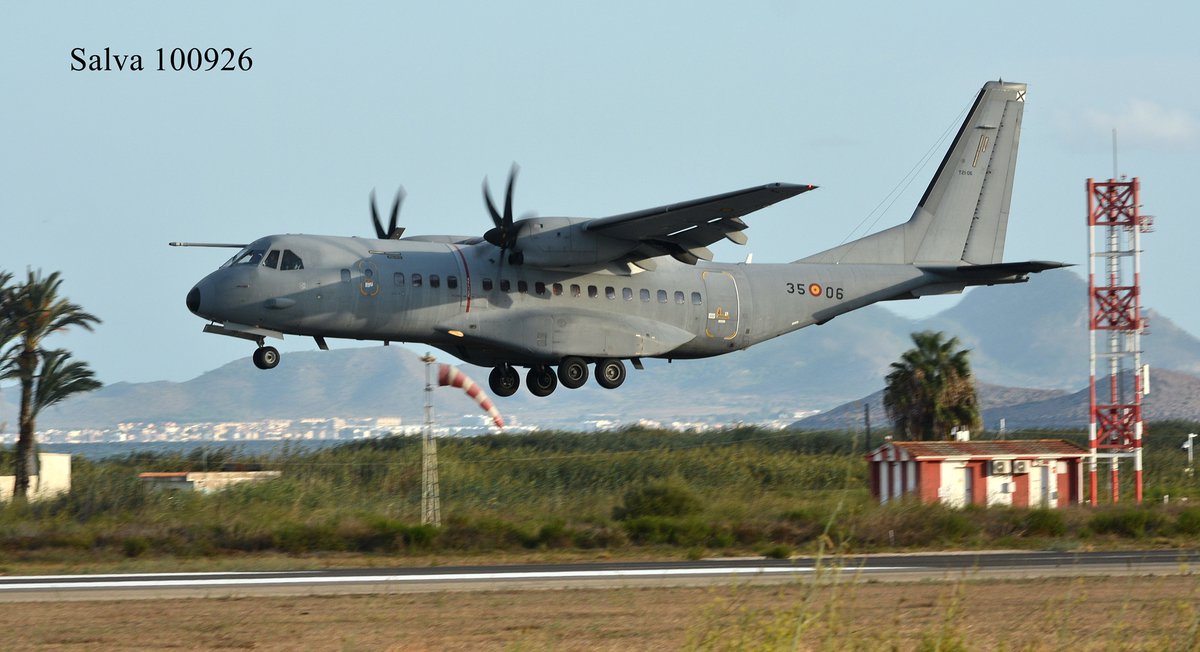 05derecha's tweet photo. Esta tarde hemos podido ver operar desde la #BASanJavier este "Tucán" (CASA #C295M) del #Ala35. #AcademiaGeneraldelAire @EjercitoAire. @SpottersMurcia https://t.co/1KoMQOWFG3