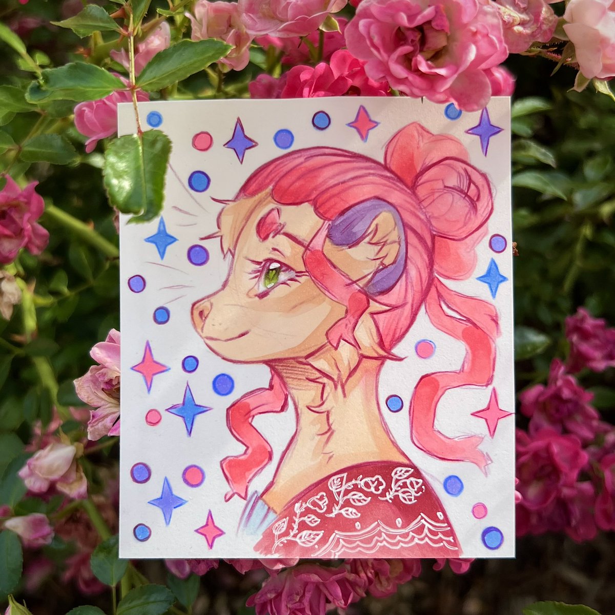 punyafeathers's tweet photo. Small marker portrait with Punya 🌸🌷

I forgot to draw the feathers, but I’m very happy with the hairstyle! I want to take some affordable commissions like this example, it’s fun to draw them.
#furryart #traditionalart https://t.co/6zQZeOYlhd